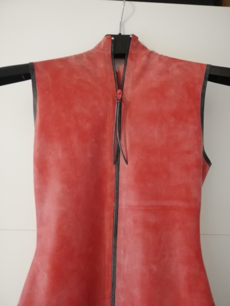 Latex Catsuit - Model : Streifen ohne Arme